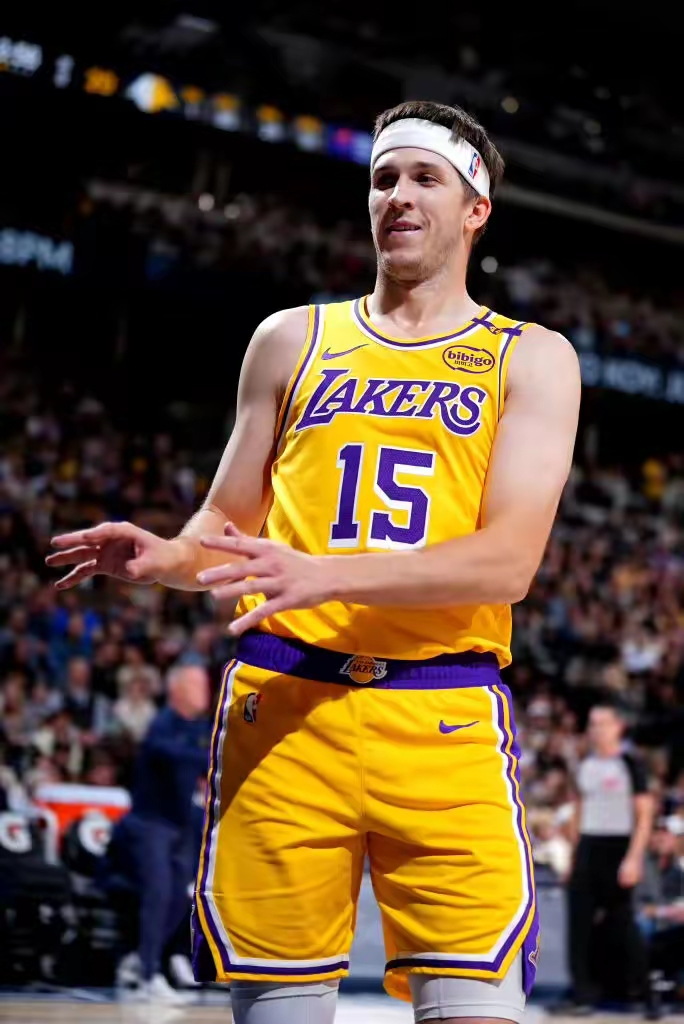 东契奇连续二十场比赛得分超过战术调整,巴黎圣日耳曼不断突破!气势如虹延续的简单介绍 东契奇连续二十场比赛得分超过战术调整,巴黎圣日耳曼不断突破!气势如虹延续的简单介绍