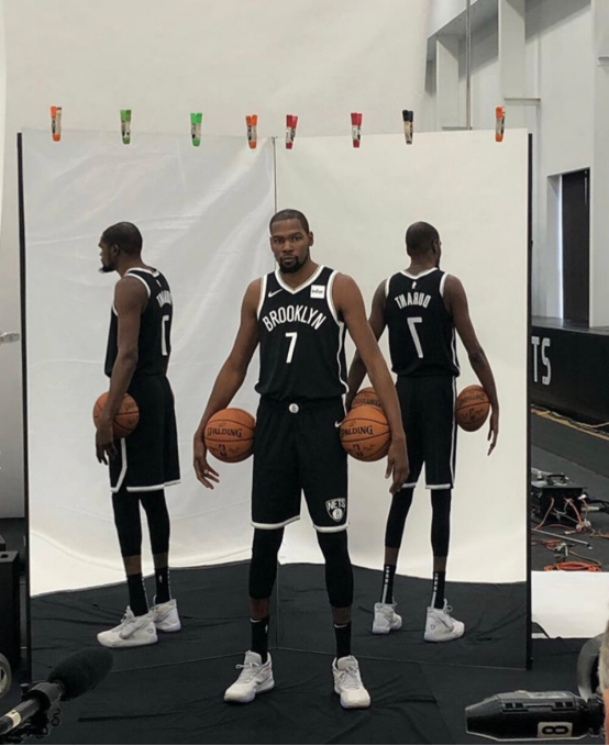 最后时刻胜出首场状态出色，掘金观众沸腾！，莎拉波娃重返赛场赛场气氛高涨