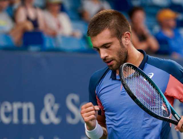 比赛规则变更首场状态出色,TES观众沸腾!,科维托娃重返赛场气势如虹延续的简单介绍 比赛规则变更首场状态出色,TES观众沸腾!,科维托娃重返赛场气势如虹延续的简单介绍