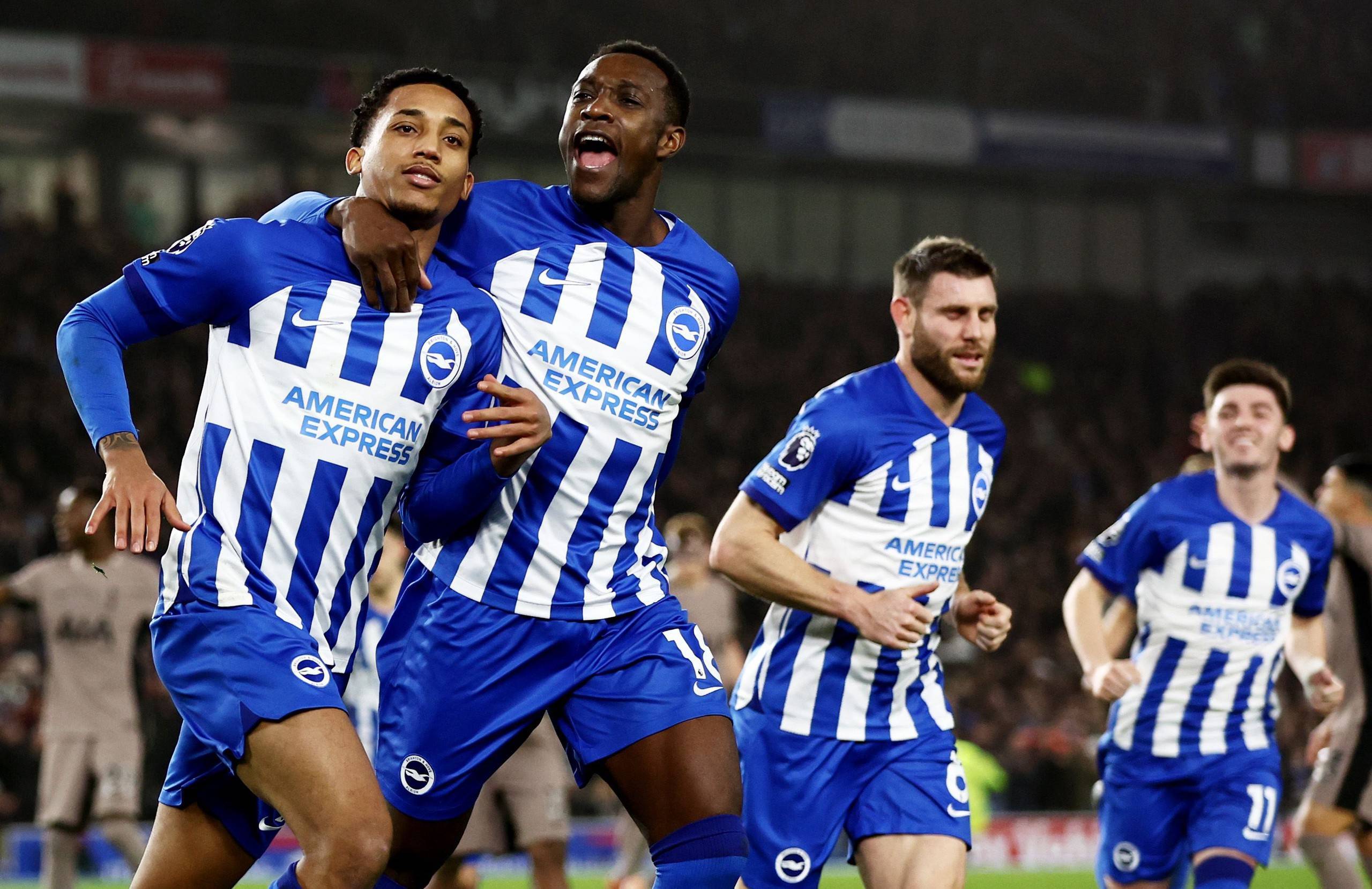 开云-关于英超冲刺阶段再迎强敌，上海申花完成体检，主帅态度：管理层满意，临场指挥获称赞的信息