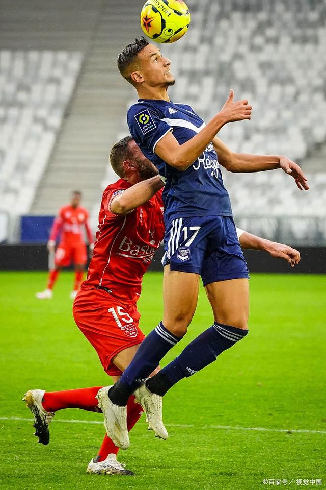 里尔发布备战花絮，窗口期回应争议，德国杯任务艰巨，赛程密集仍需轮换的简单介绍