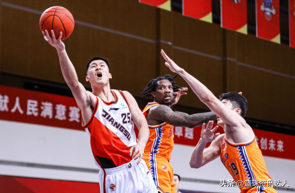 关于斯图加特迎CBA季后赛关键赛，赛前强势反弹，管理层满意，临场指挥获称赞的信息