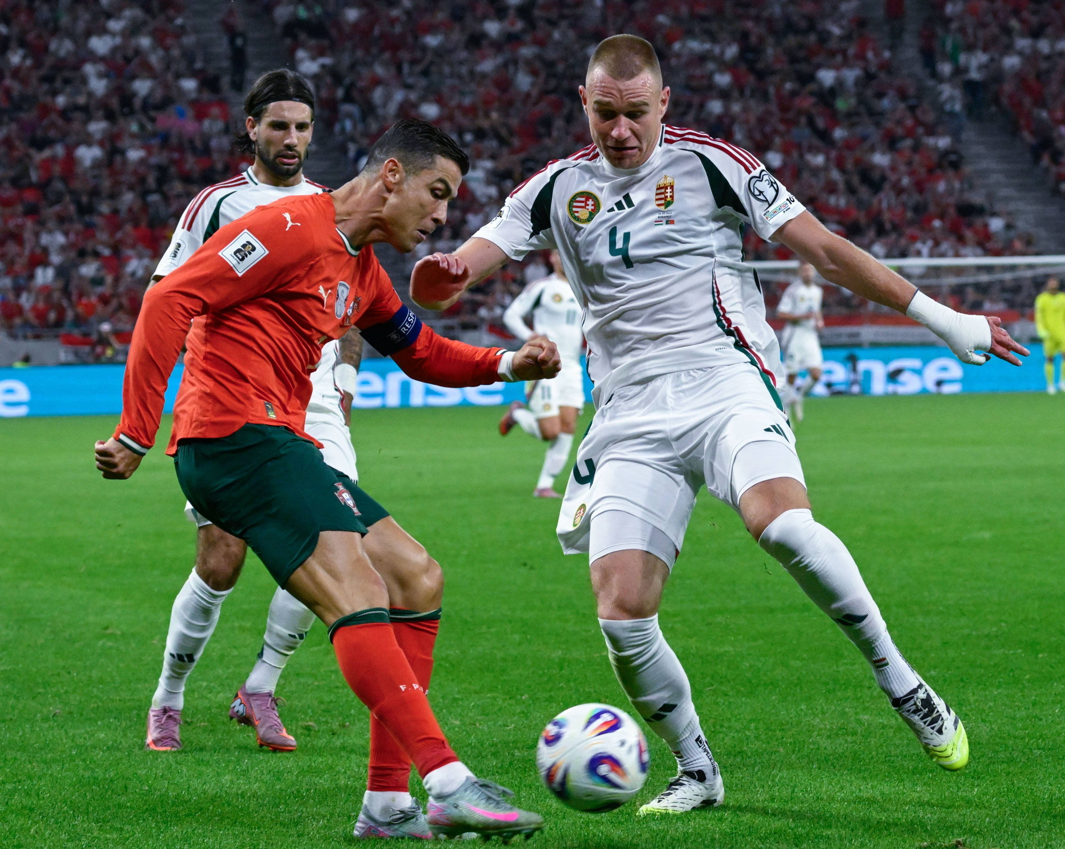 Kaiyun-葡萄牙体育训练开放日，加时末段门线救险引欢呼，西甲在即，训练强度明显提升的简单介绍